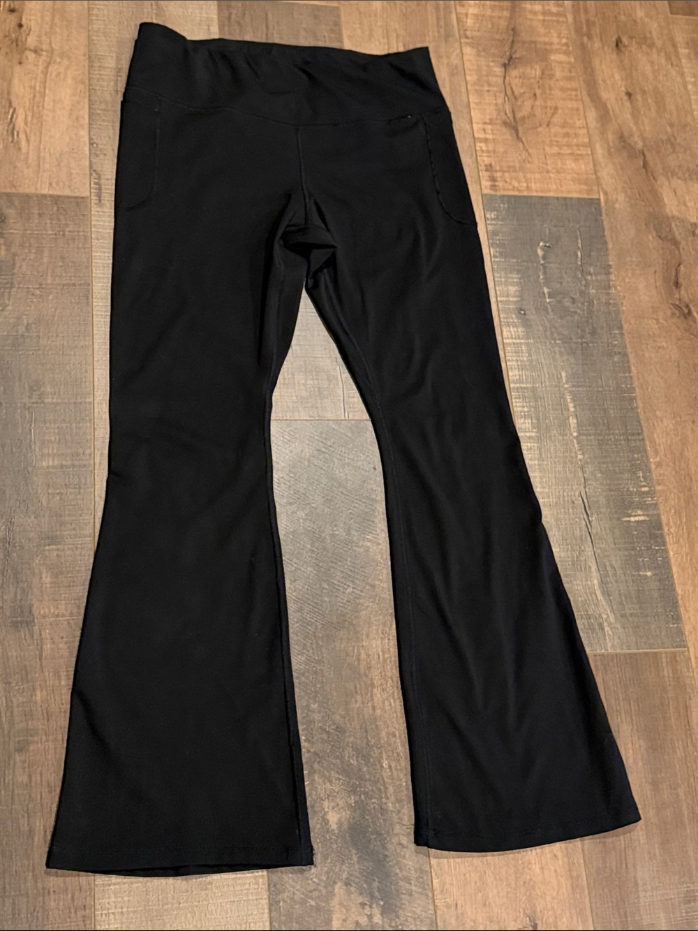 Under Armour Women’s Black Yoga Pants